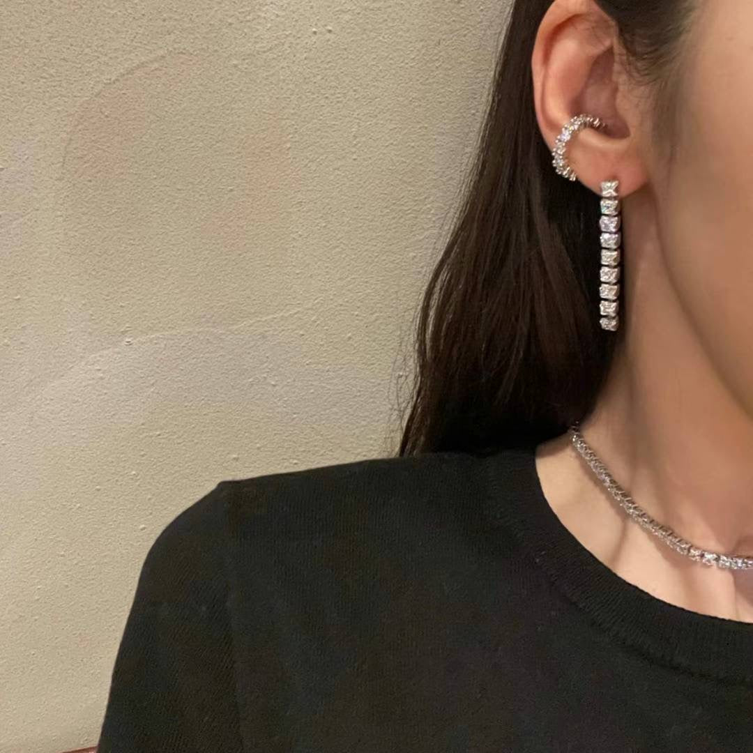 Made in Korea, Earrings